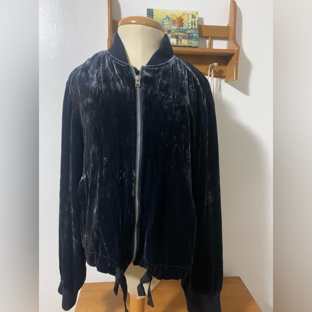 J.Crew Velvet Bomber Jacket in Midnight Navy Like New Size L - Picture 7 of 16